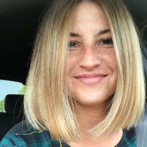 Meet your Posher, Becky